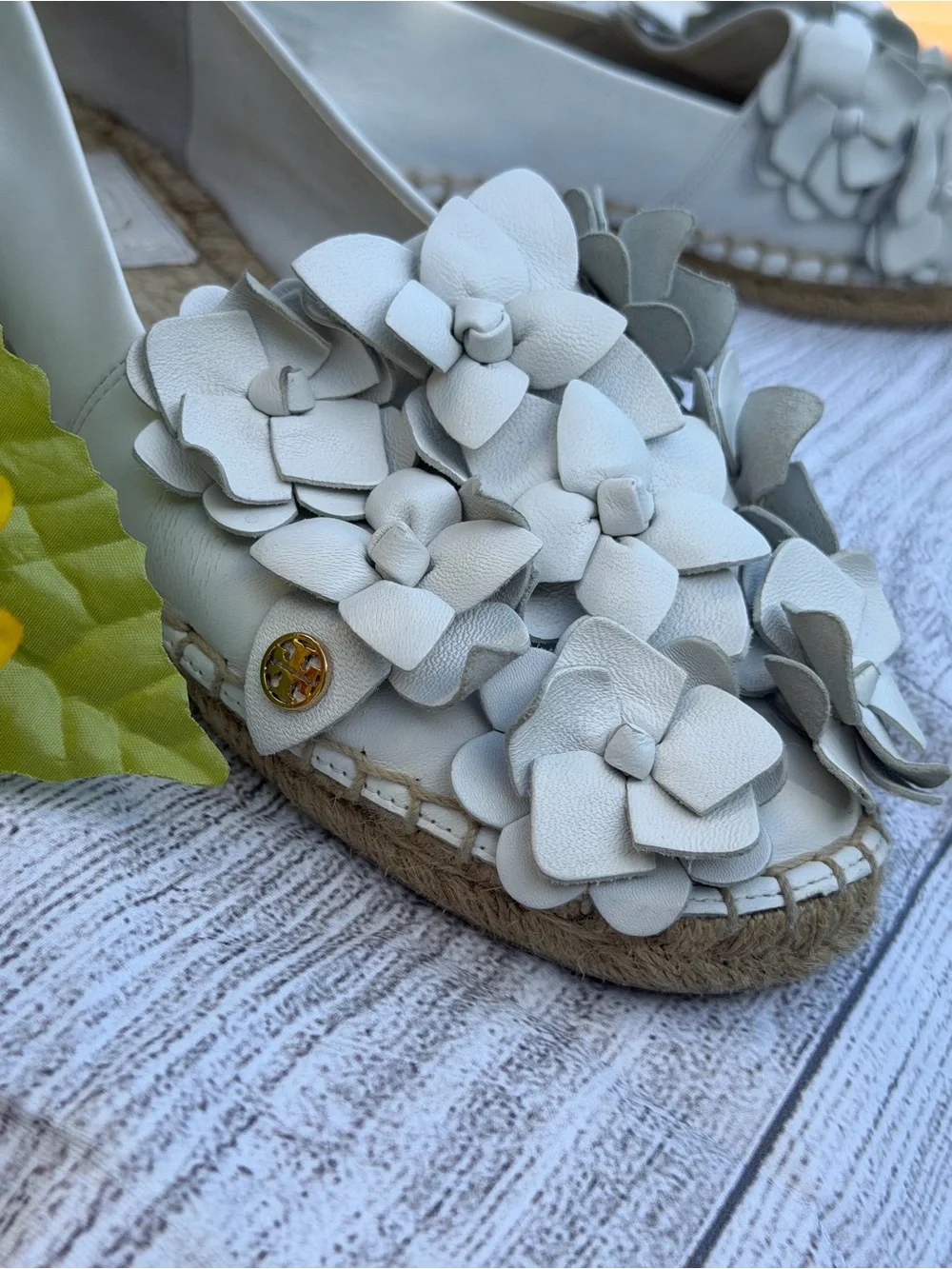 Tory Burch White Leather Floral Espadrille Flats